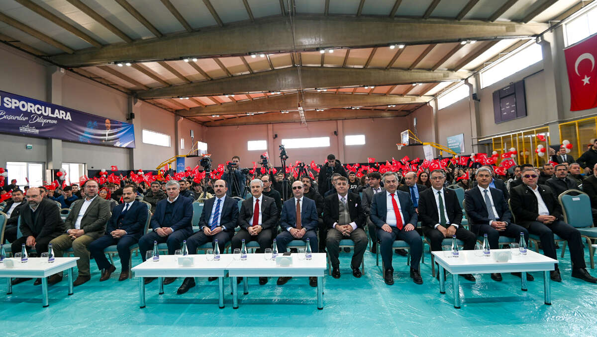 Selçuklu Fen Lisesi öğrencilerine 67 milyonluk spor yatırımı 7